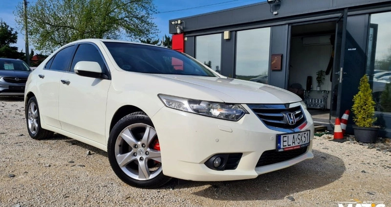 Honda Accord cena 43900 przebieg: 204000, rok produkcji 2011 z Rudnik nad Sanem małe 781